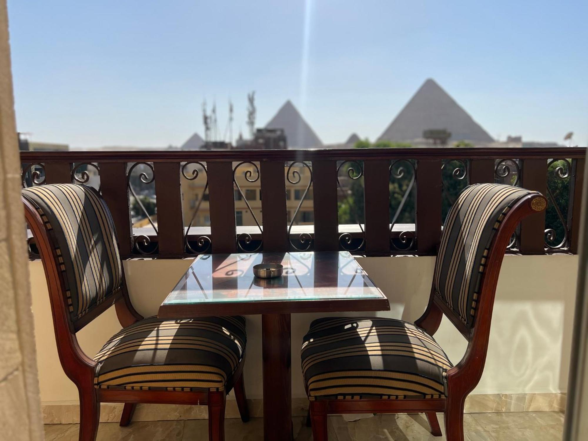 El Aida Pyramids View Hotel Kafret el-Gabal Esterno foto