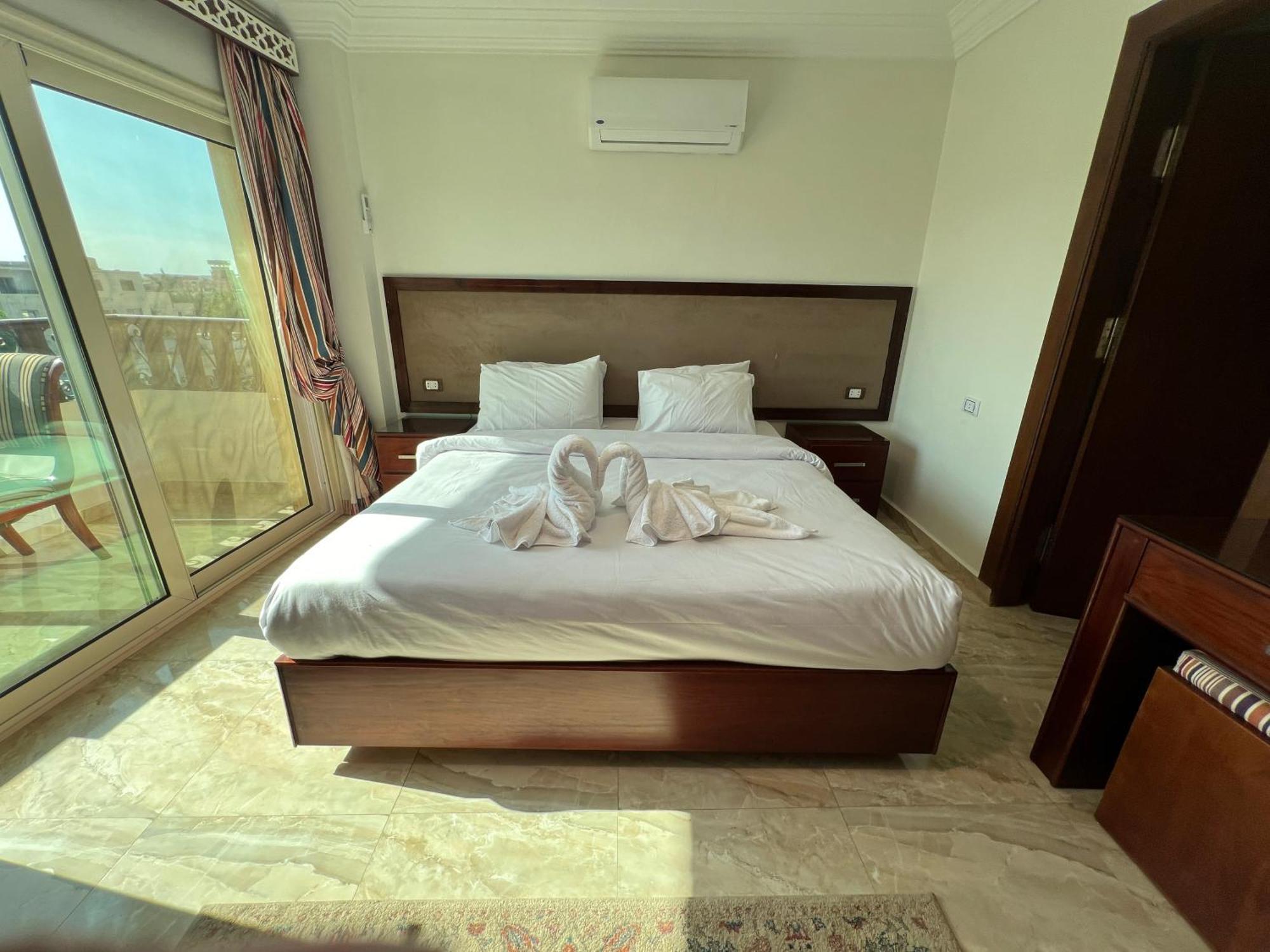 El Aida Pyramids View Hotel Kafret el-Gabal Esterno foto