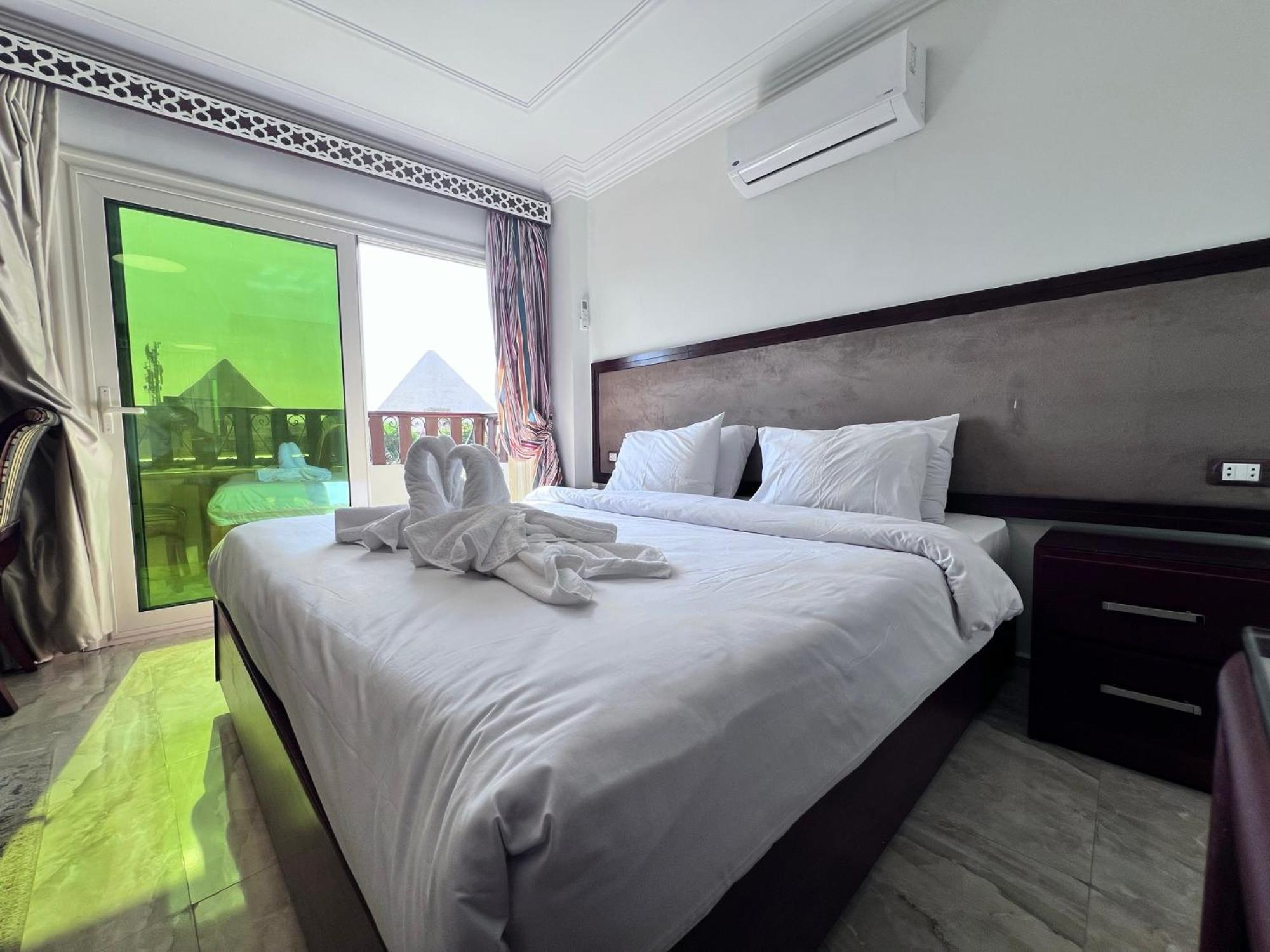 El Aida Pyramids View Hotel Kafret el-Gabal Esterno foto