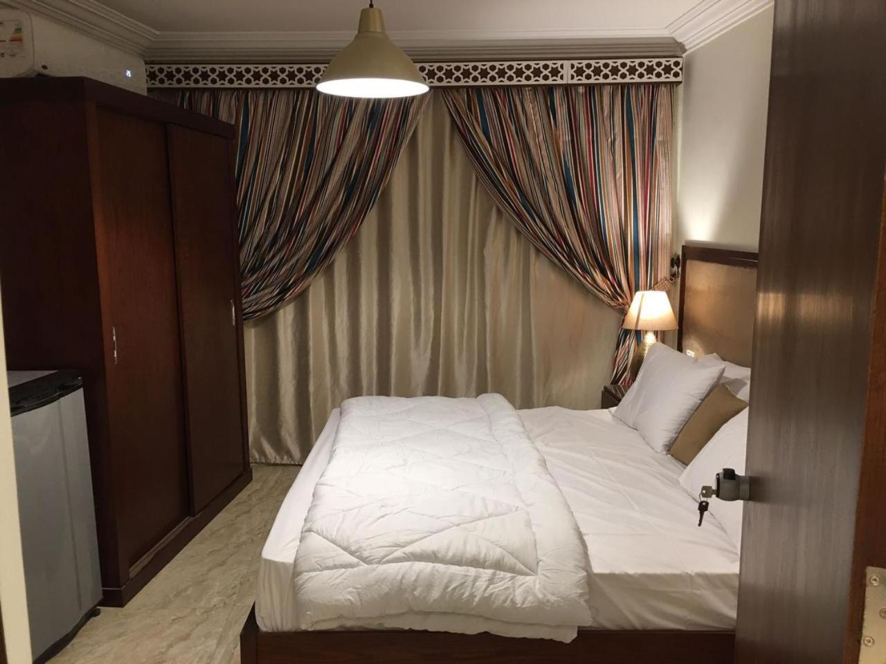 El Aida Pyramids View Hotel Kafret el-Gabal Esterno foto