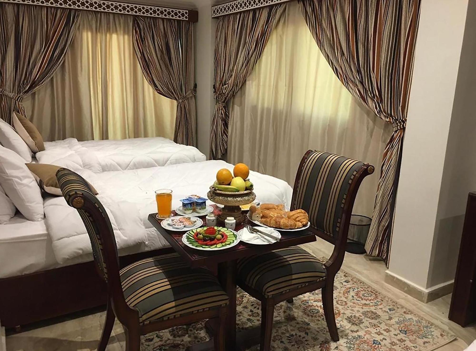 El Aida Pyramids View Hotel Kafret el-Gabal Esterno foto