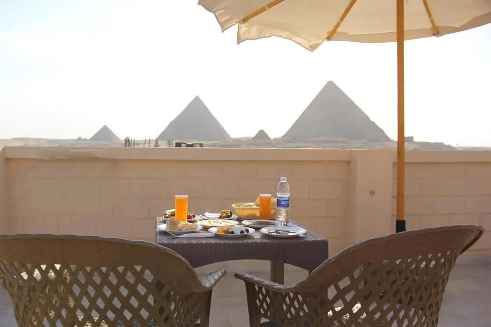 El Aida Pyramids View Hotel Kafret el-Gabal Esterno foto